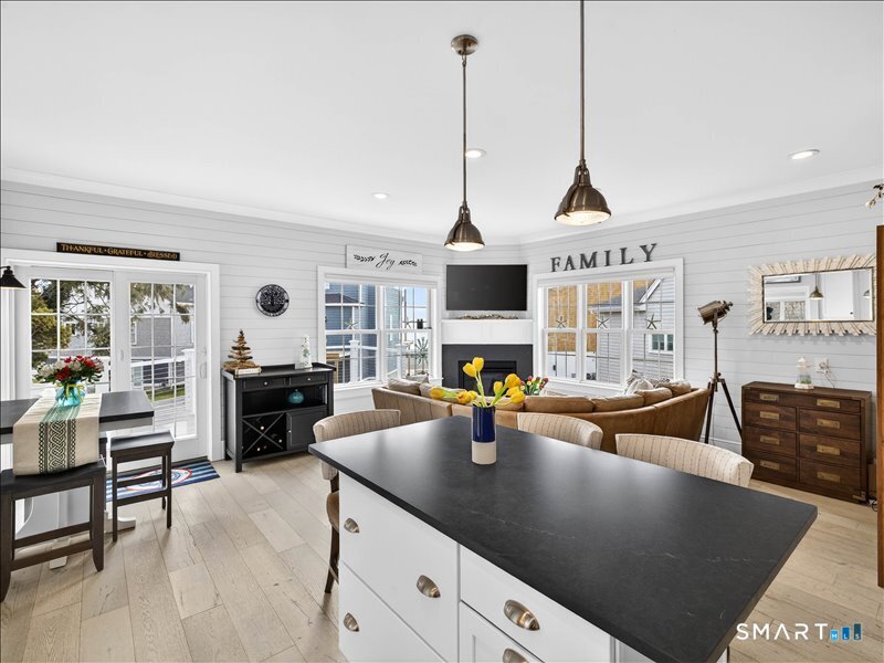 27 Jerome Road New London CT 06320