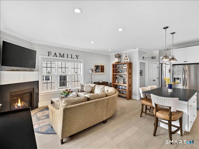 27 Jerome Road New London CT 06320