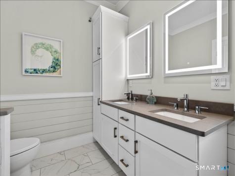 27 Jerome Road New London CT 06320