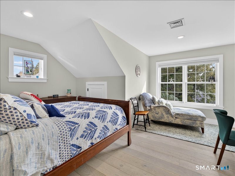 27 Jerome Road New London CT 06320