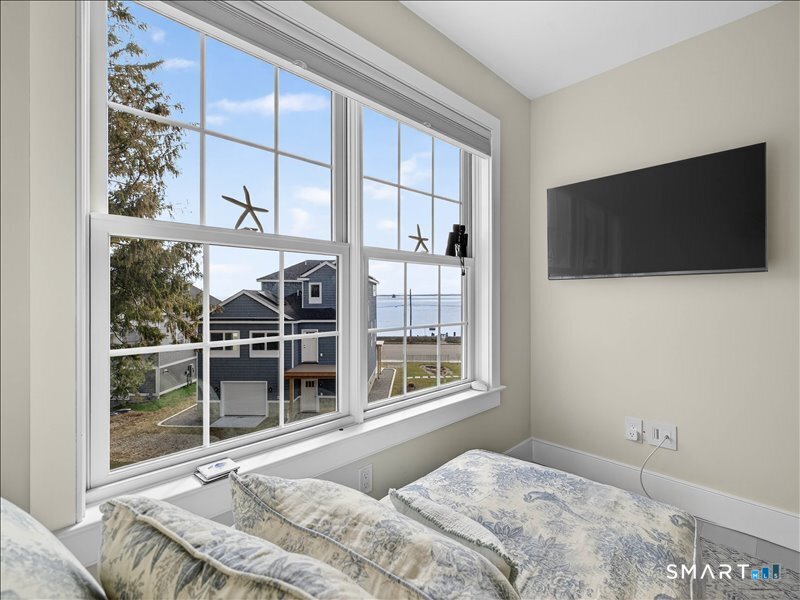 27 Jerome Road New London CT 06320
