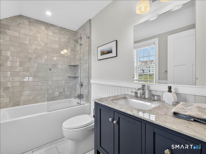 27 Jerome Road New London CT 06320