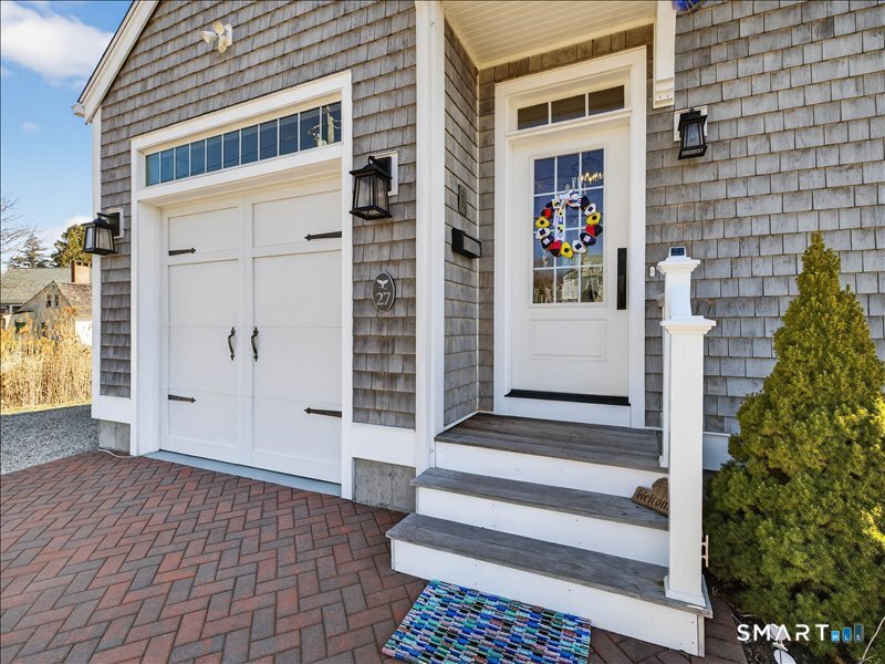 27 Jerome Road New London CT 06320