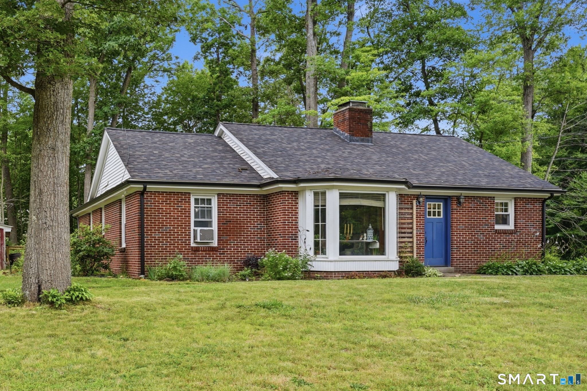 529 Pomfret Street Putnam CT 06260
