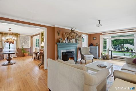 529 Pomfret Street Putnam CT 06260
