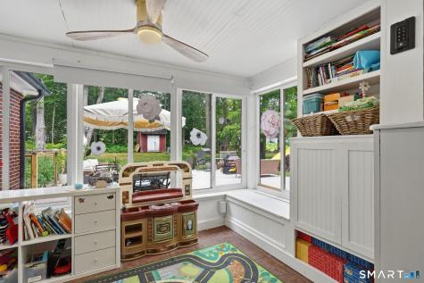 529 Pomfret Street Putnam CT 06260