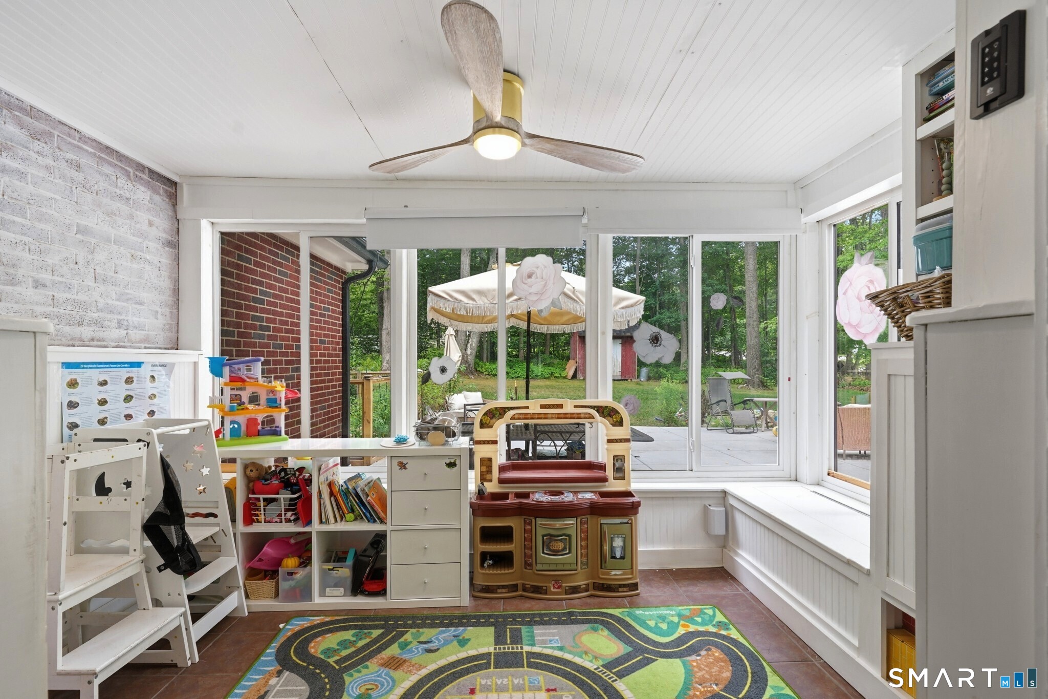529 Pomfret Street Putnam CT 06260
