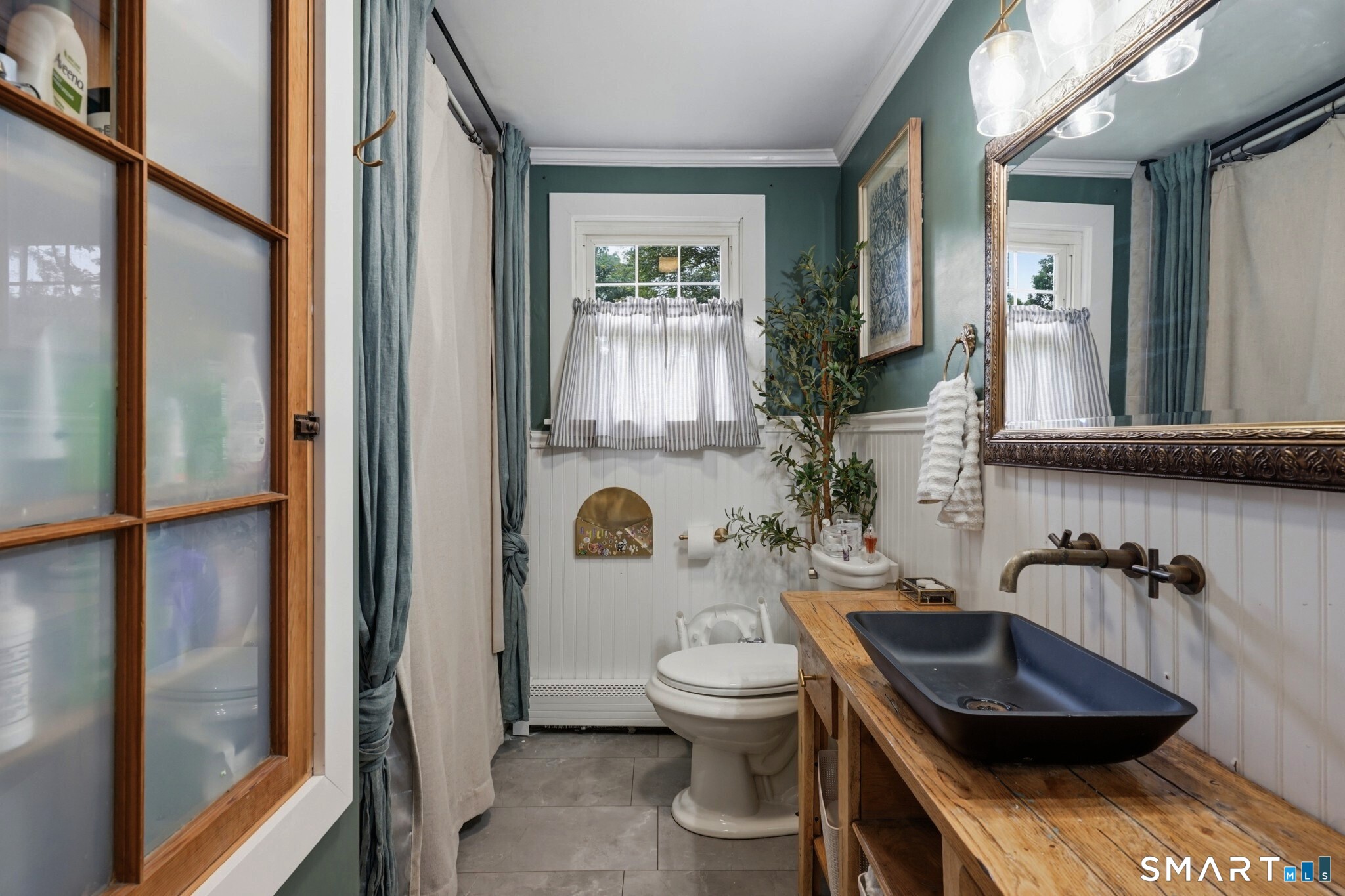 529 Pomfret Street Putnam CT 06260