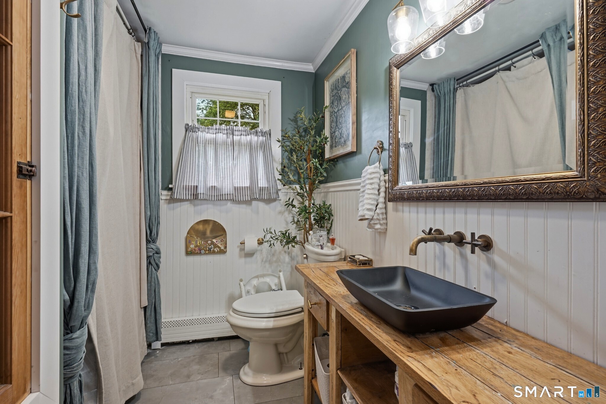 529 Pomfret Street Putnam CT 06260