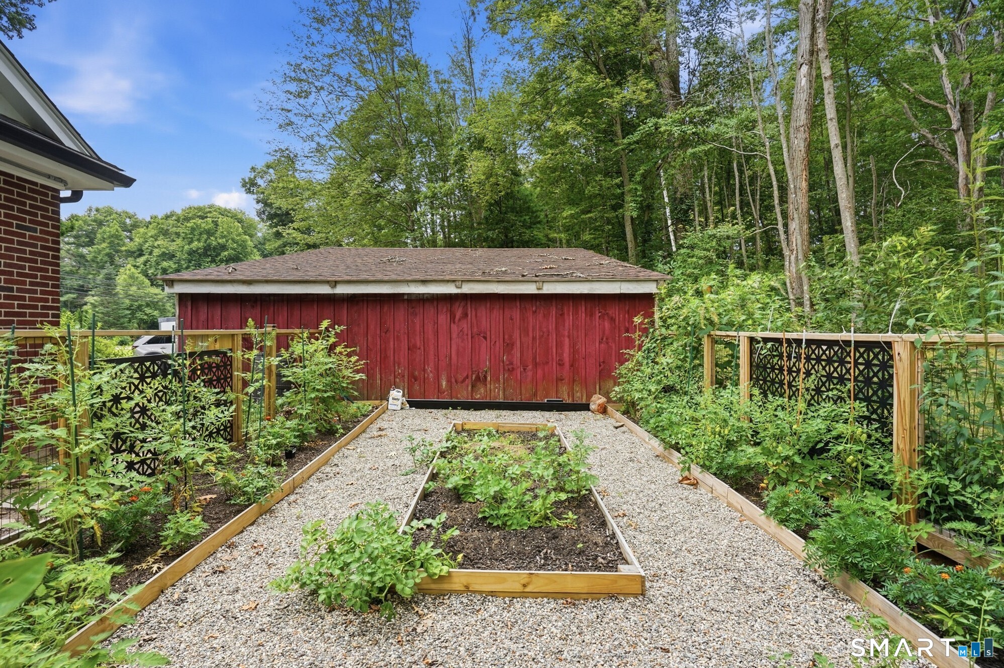 529 Pomfret Street Putnam CT 06260