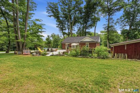 529 Pomfret Street Putnam CT 06260