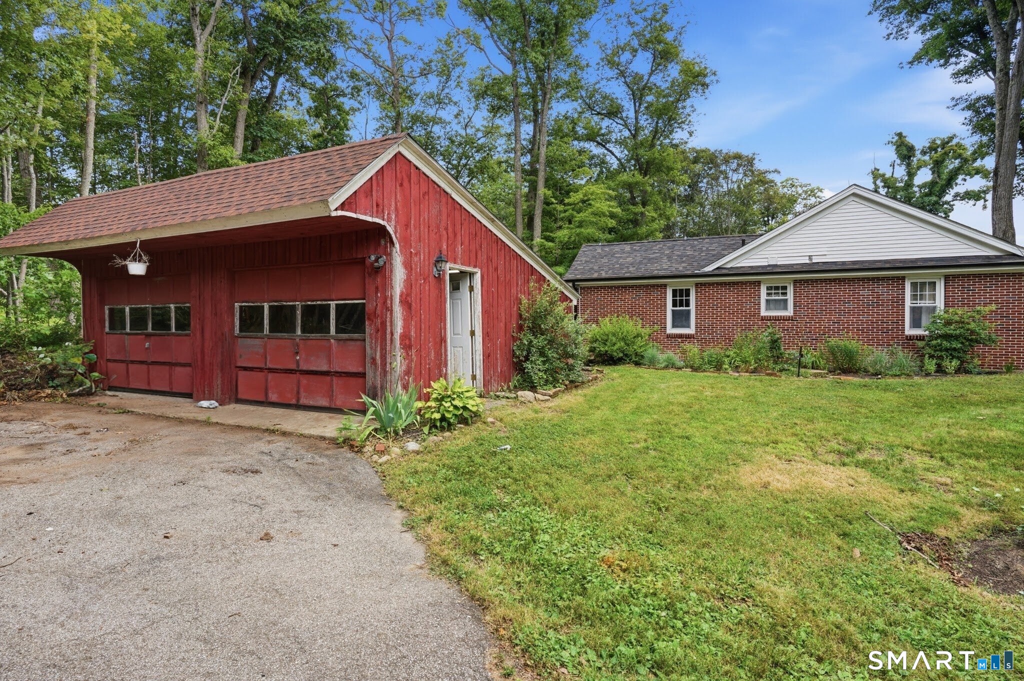 529 Pomfret Street Putnam CT 06260