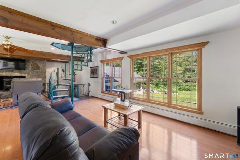 233 Fire Tower Road Pomfret CT 06259