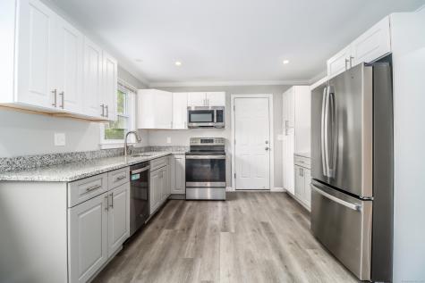 17 Alan Avenue Danbury CT 06811