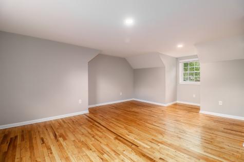 17 Alan Avenue Danbury CT 06811