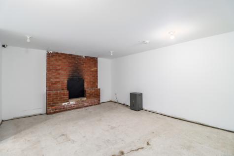 17 Alan Avenue Danbury CT 06811