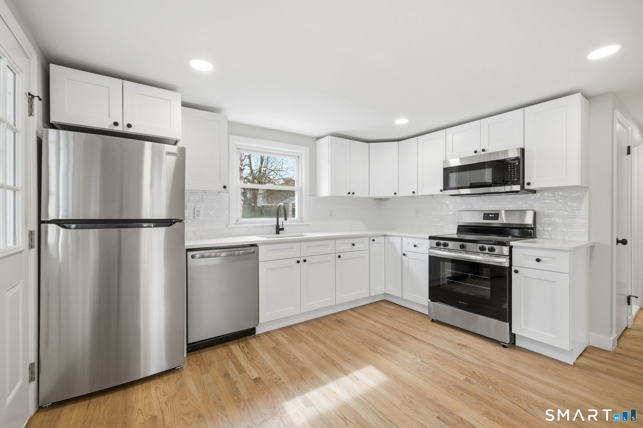 9 Grand Street Enfield CT 06082