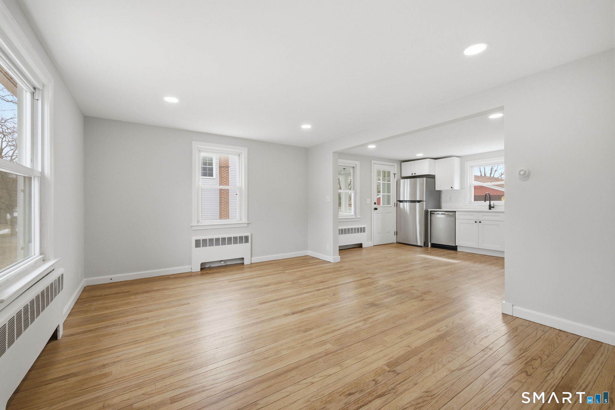 9 Grand Street Enfield CT 06082