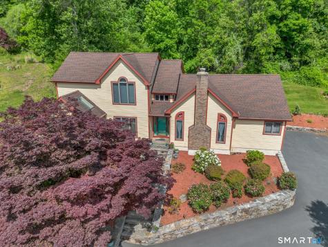 604 Brownstone Ridge Meriden CT 06451