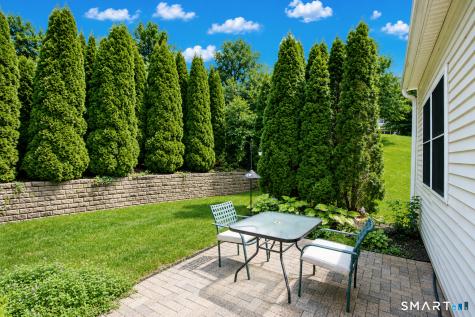 107 Meadow Brook Road Oxford CT 06478