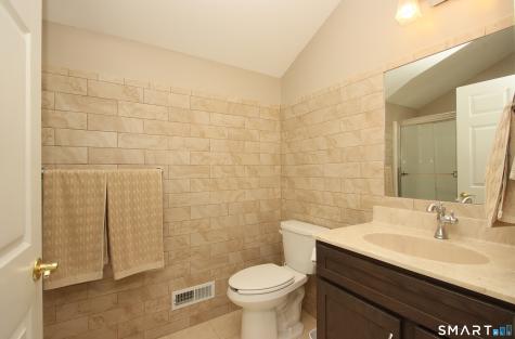107 Meadow Brook Road Oxford CT 06478