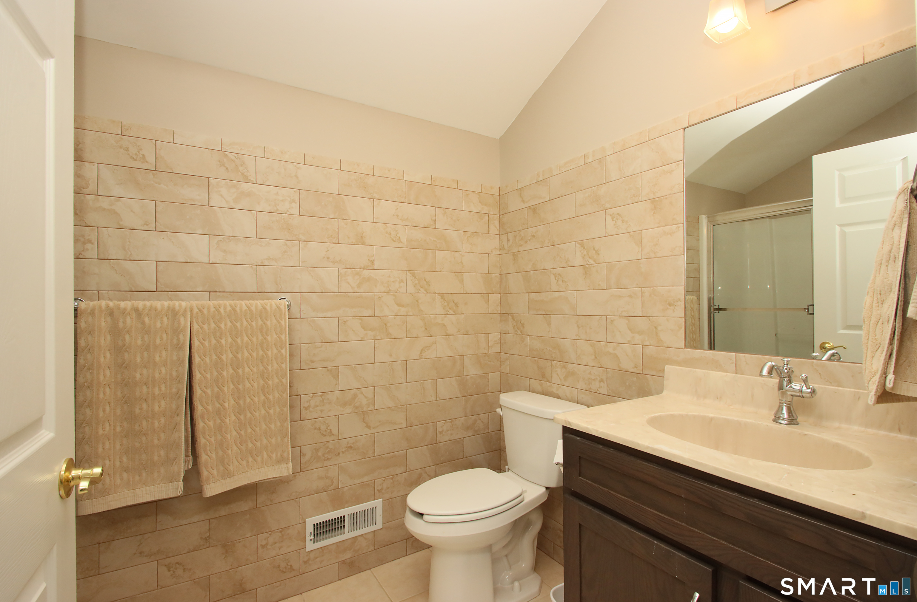 107 Meadow Brook Road Oxford CT 06478