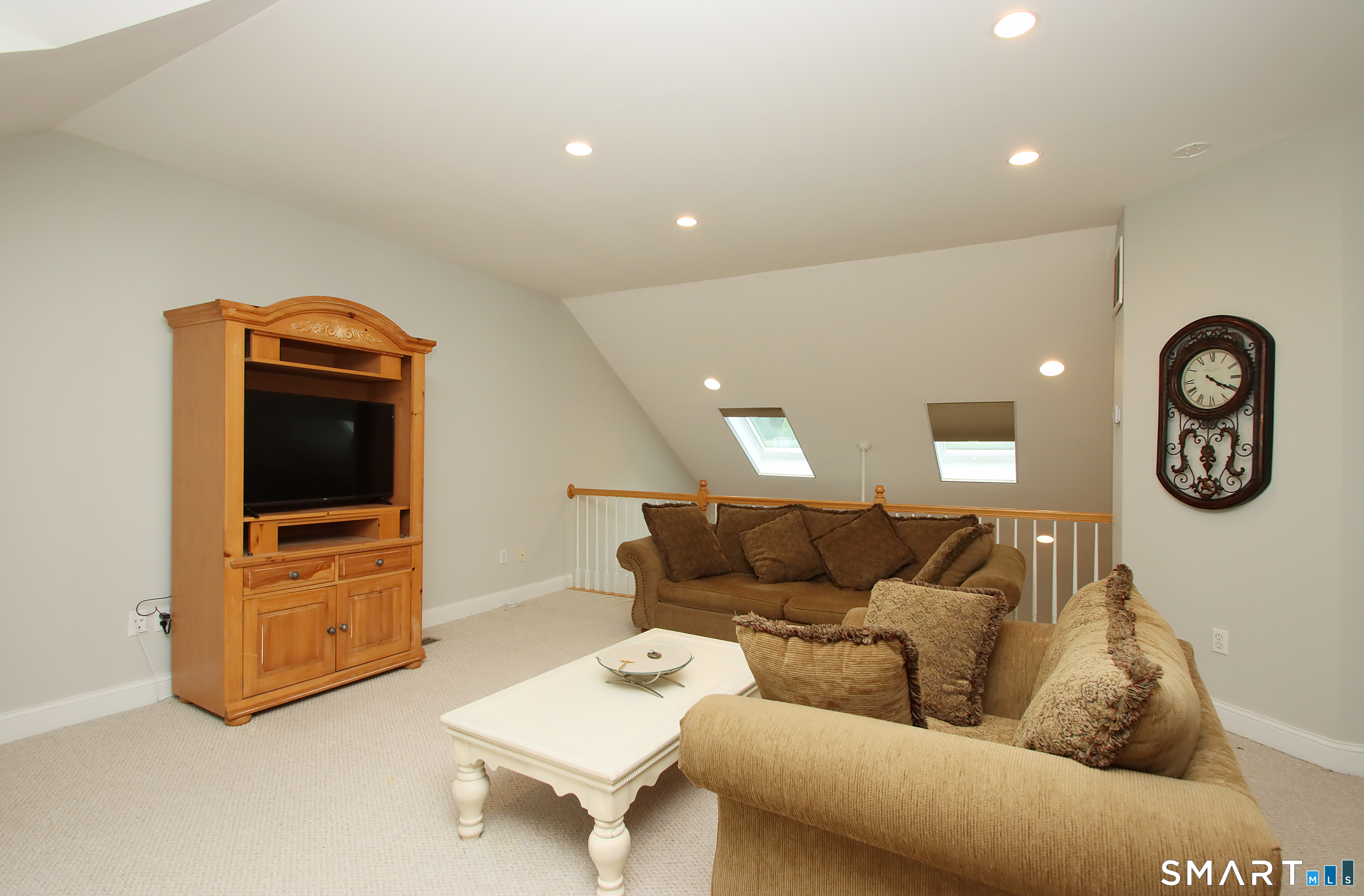 107 Meadow Brook Road Oxford CT 06478