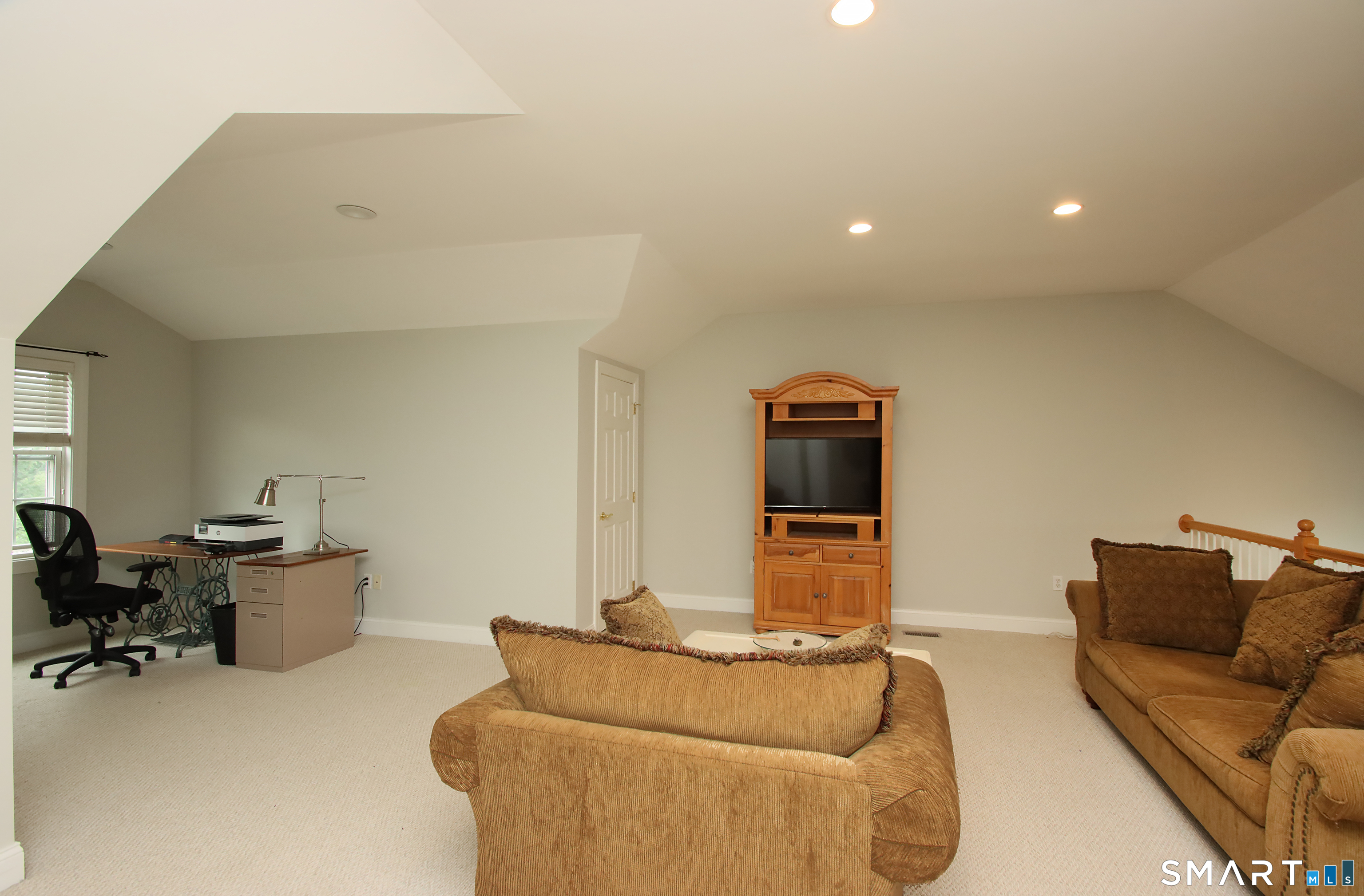 107 Meadow Brook Road Oxford CT 06478