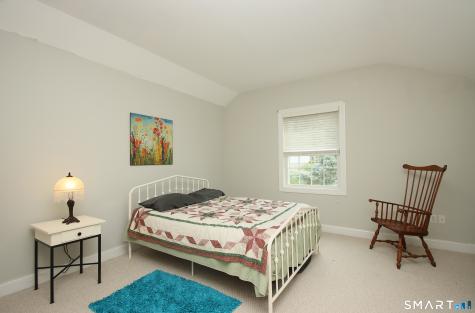 107 Meadow Brook Road Oxford CT 06478