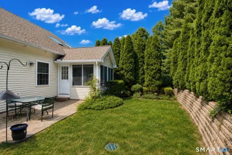 107 Meadow Brook Road Oxford CT 06478