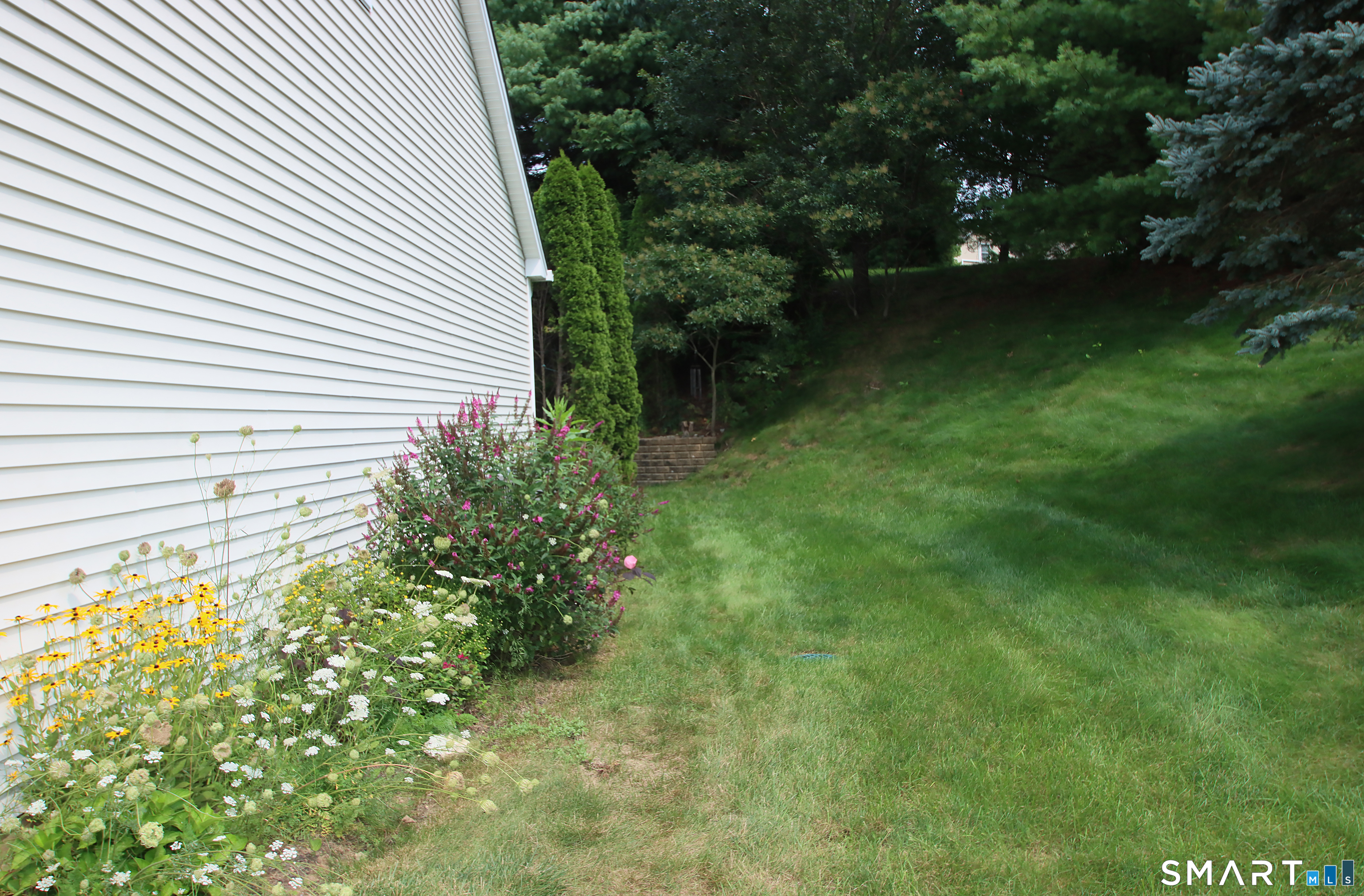107 Meadow Brook Road Oxford CT 06478