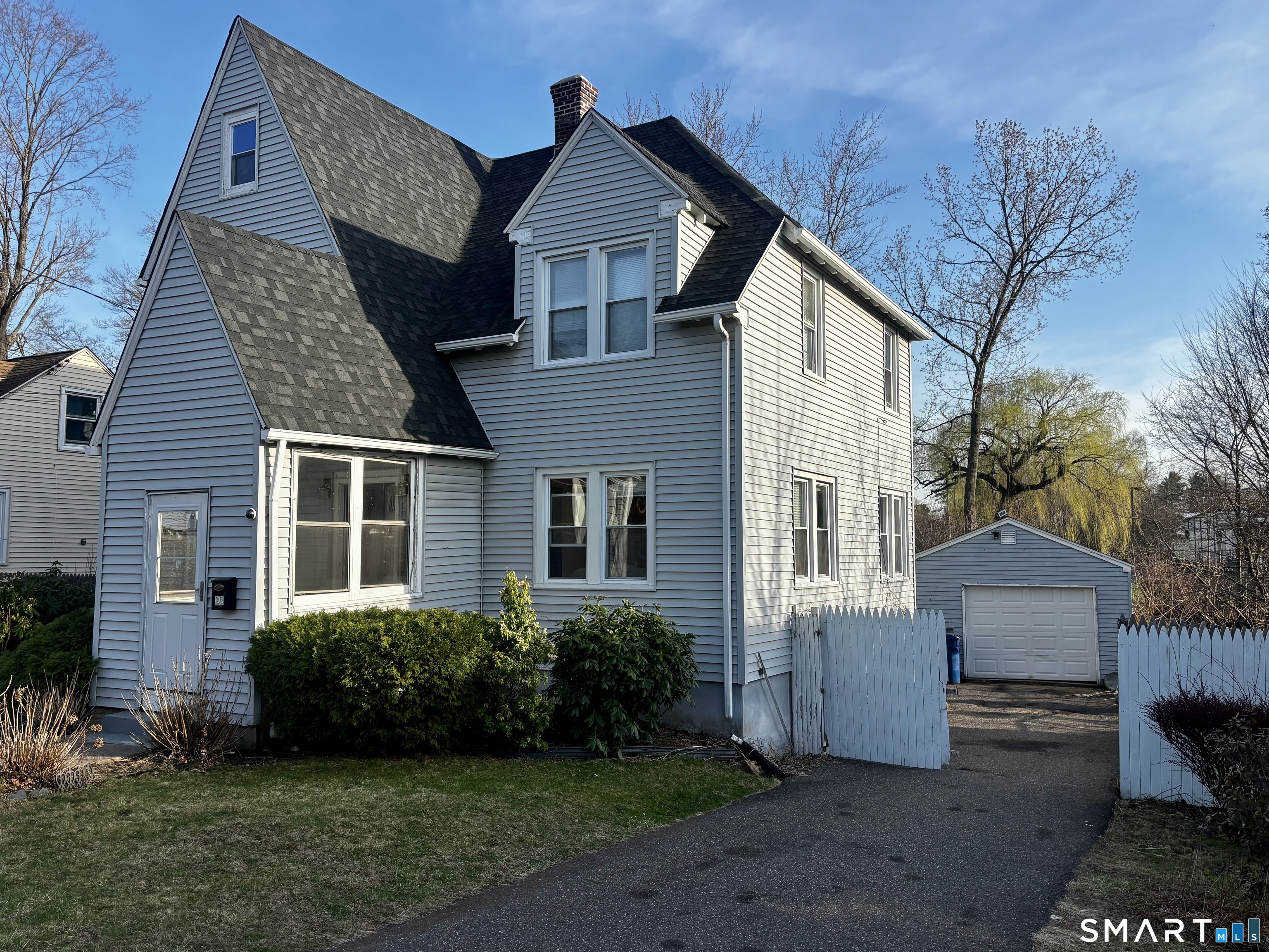 28 Skitchewaug Street Windsor CT 06095