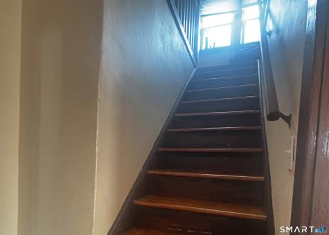 28 Skitchewaug Street Windsor CT 06095