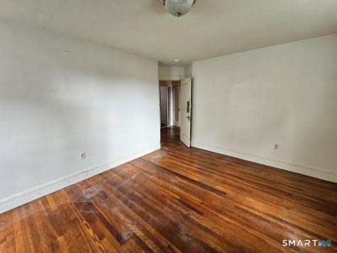 112 Vauxhall Street New London CT 06320