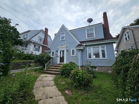 112 Vauxhall Street New London CT 06320