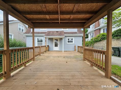 112 Vauxhall Street New London CT 06320
