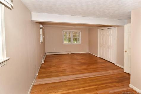 38 Monroe Road Enfield CT 06082