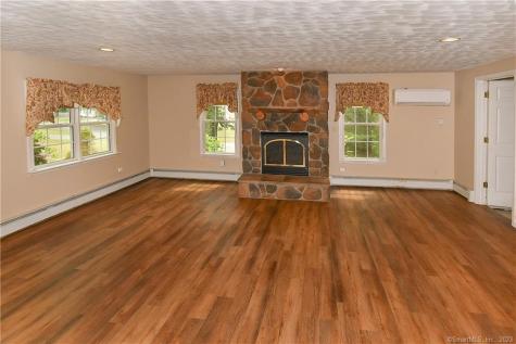 38 Monroe Road Enfield CT 06082