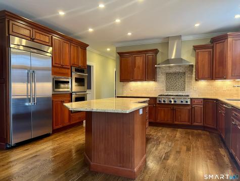 23 Aldo Drive Woodbridge CT 06525