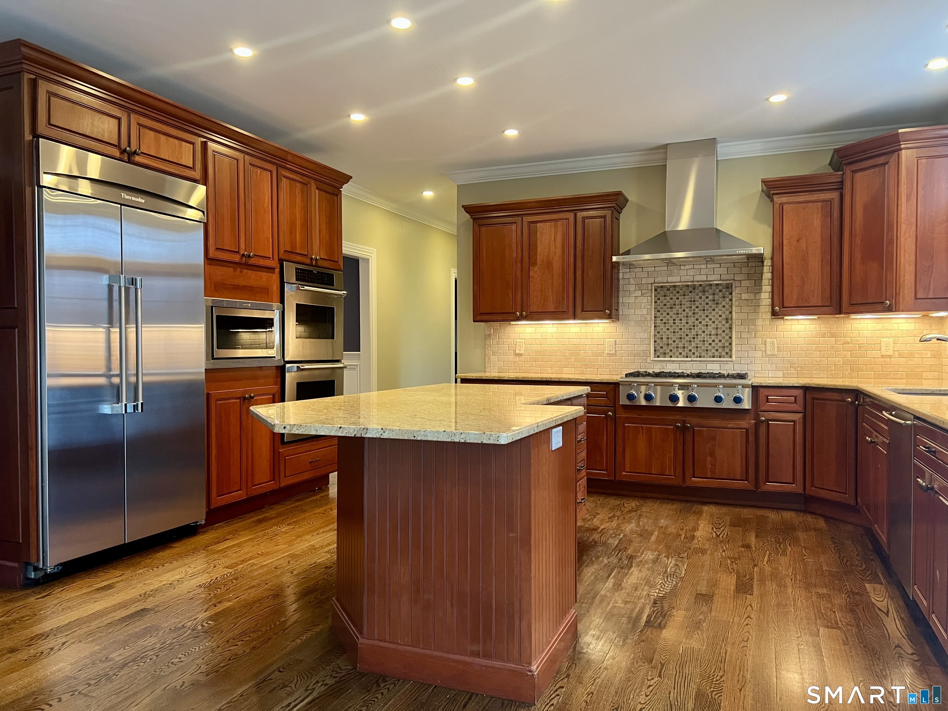 23 Aldo Drive Woodbridge CT 06525