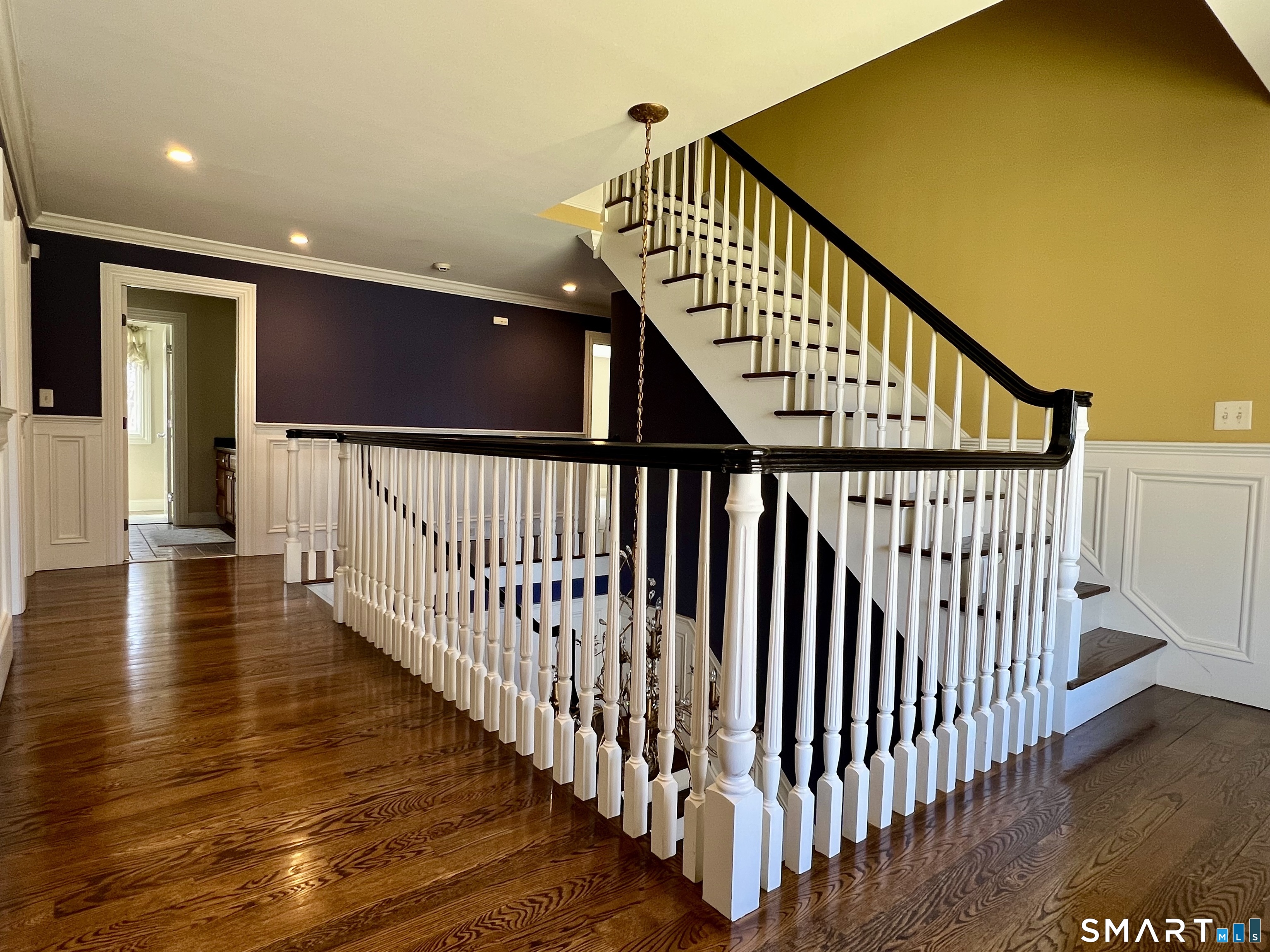 23 Aldo Drive Woodbridge CT 06525