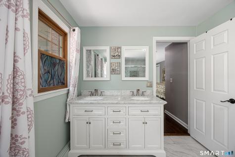 124 Pasadena Avenue Stratford CT 06614