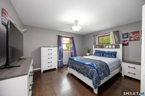 124 Pasadena Avenue Stratford CT 06614