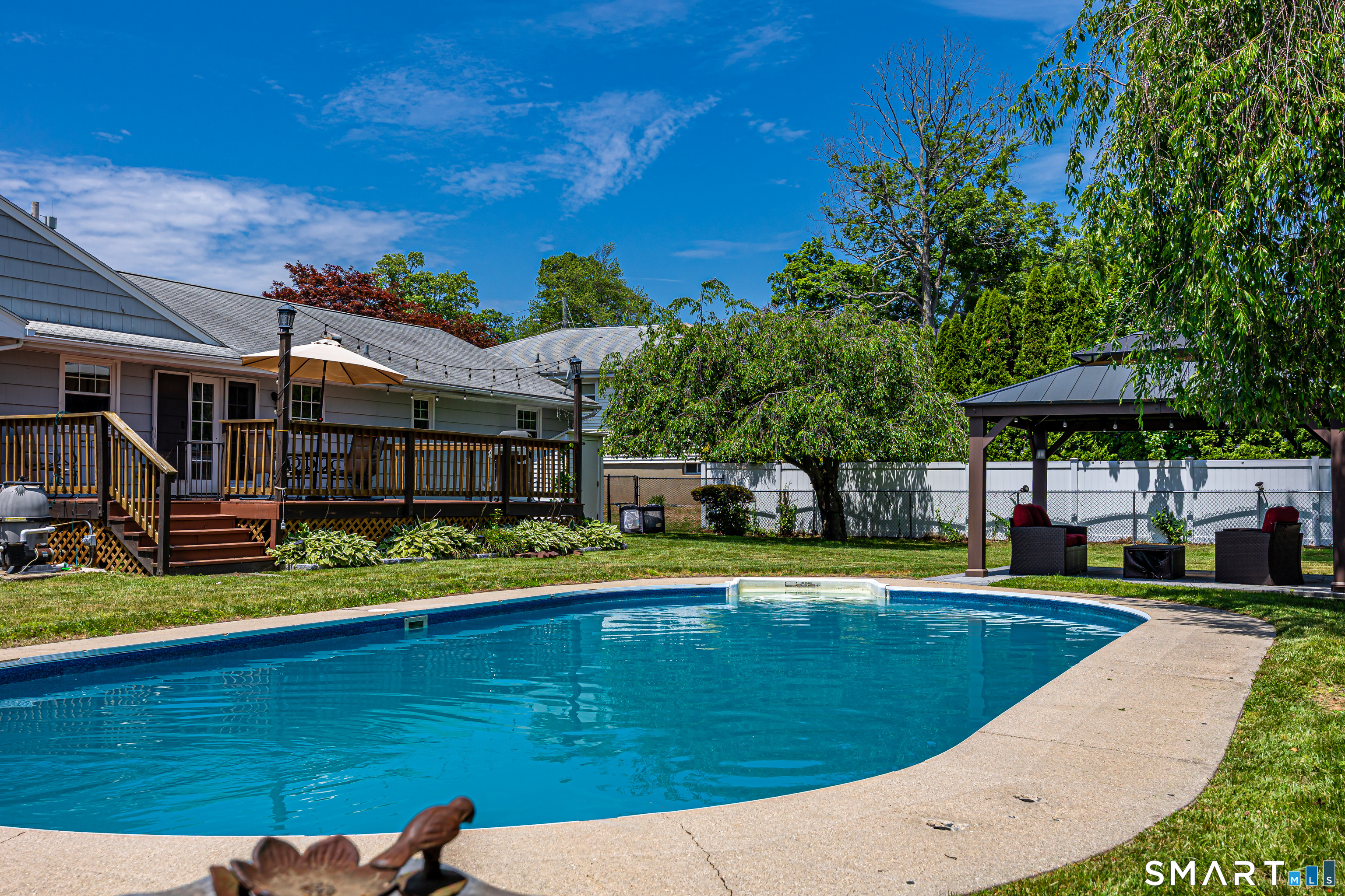 124 Pasadena Avenue Stratford CT 06614