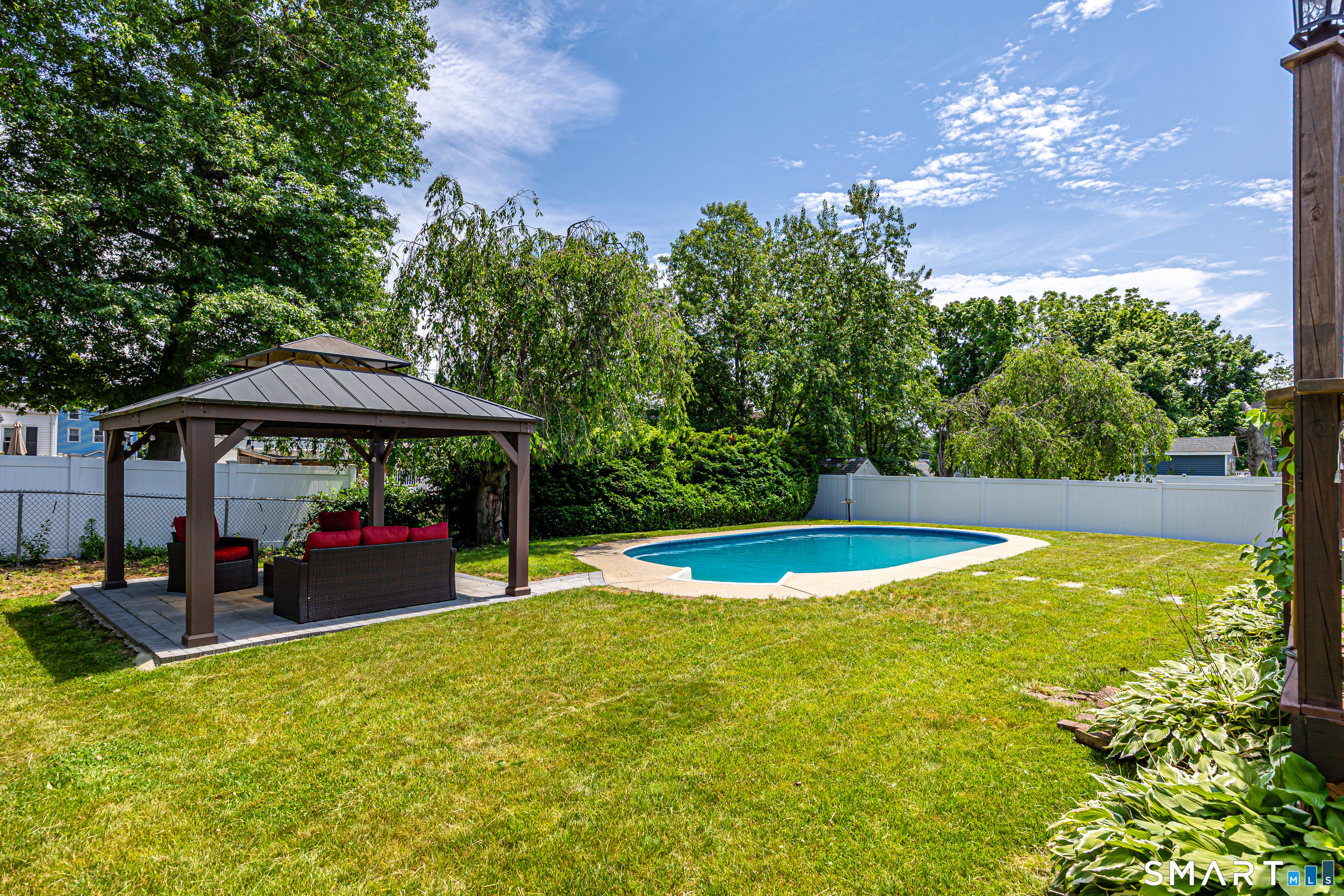 124 Pasadena Avenue Stratford CT 06614