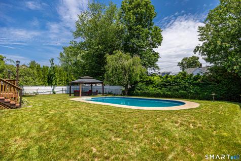 124 Pasadena Avenue Stratford CT 06614
