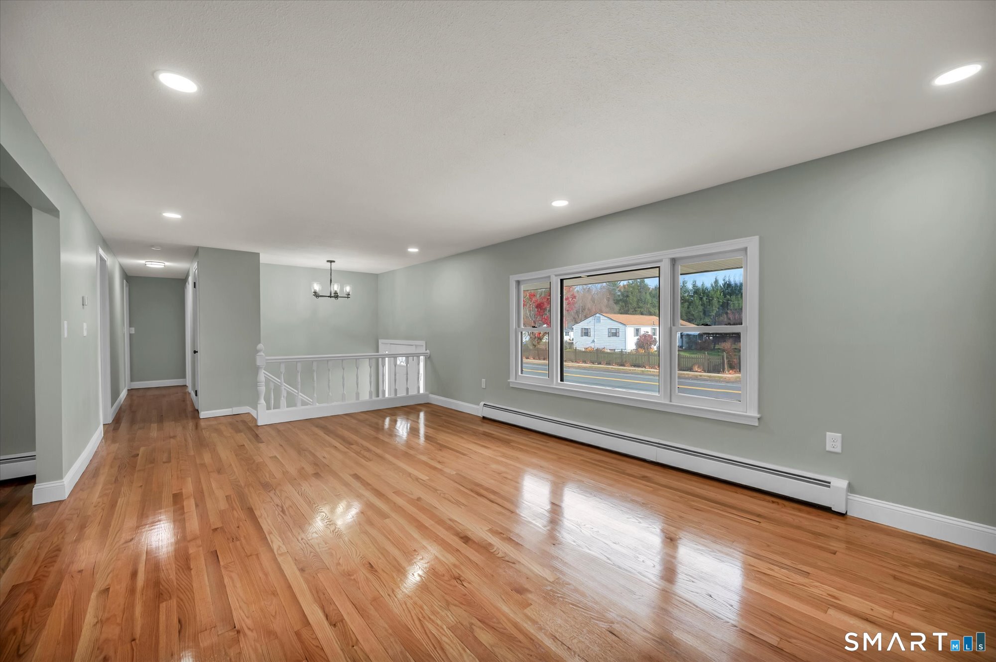 84 Raffia Road Enfield CT 06082