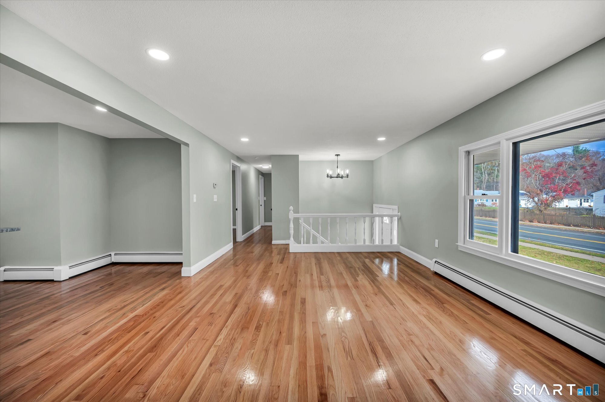 84 Raffia Road Enfield CT 06082