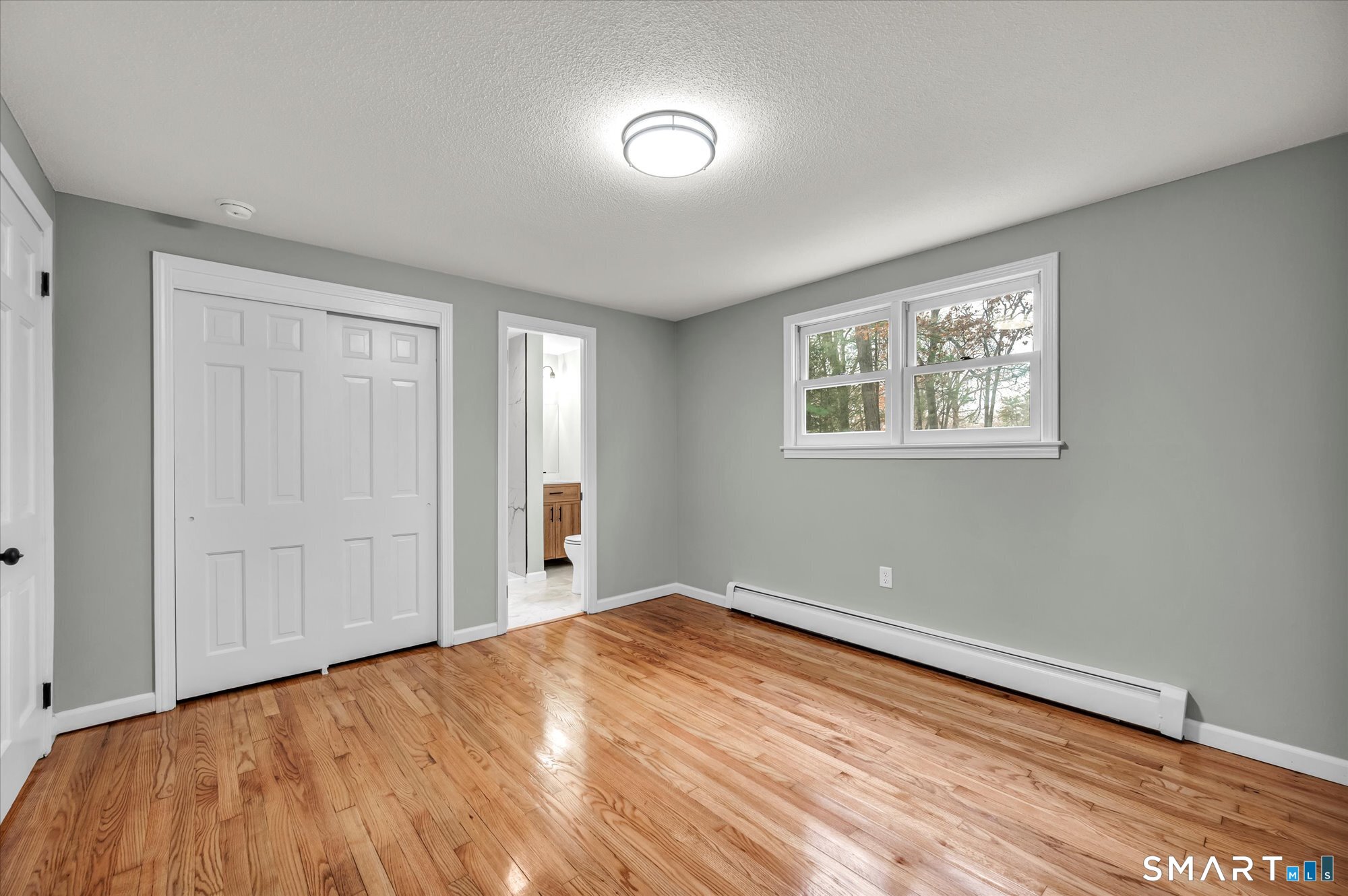 84 Raffia Road Enfield CT 06082