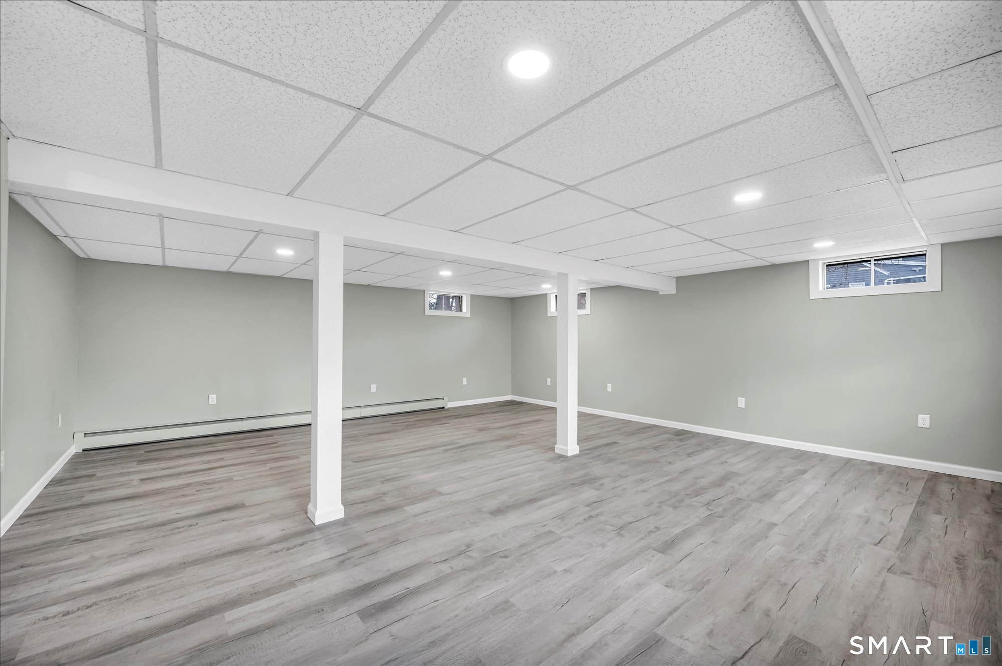 84 Raffia Road Enfield CT 06082